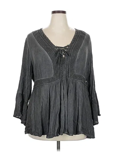 Pre-owned Torrid 3/4 Sleeve Blouse In Gray