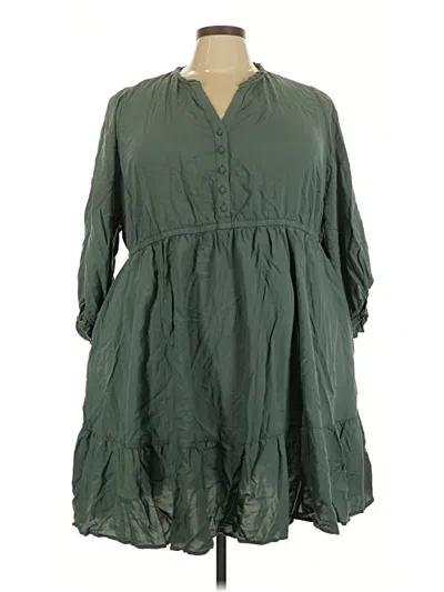 Pre-owned Torrid 3/4 Sleeve Blouse In Green