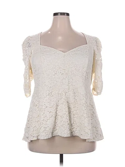Pre-owned Torrid 3/4 Sleeve Blouse In White