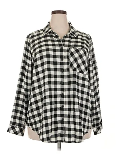 Pre-owned Torrid 3/4 Sleeve Button Down Shirt In Black
