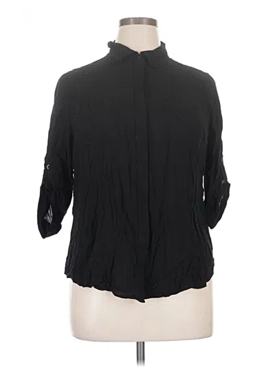Pre-owned Torrid 3/4 Sleeve Button Down Shirt In Black