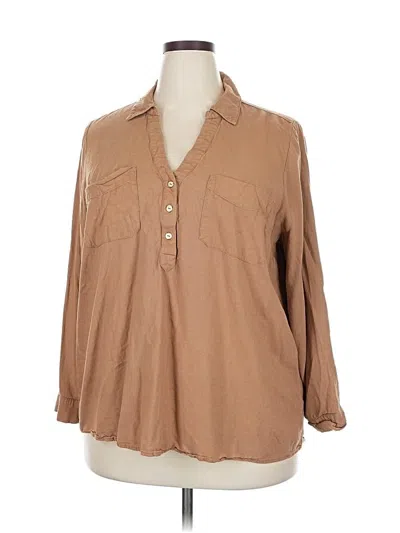 Pre-owned Torrid 3/4 Sleeve Button Down Shirt In Brown