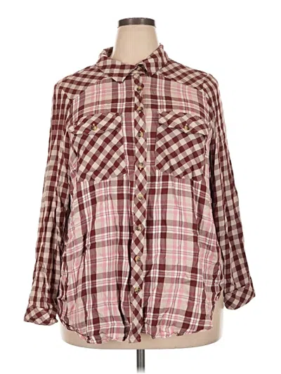 Pre-owned Torrid 3/4 Sleeve Button Down Shirt In Burgundy