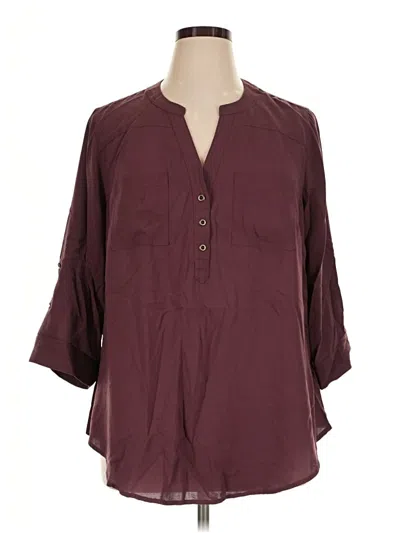 Pre-owned Torrid 3/4 Sleeve Button Down Shirt In Burgundy