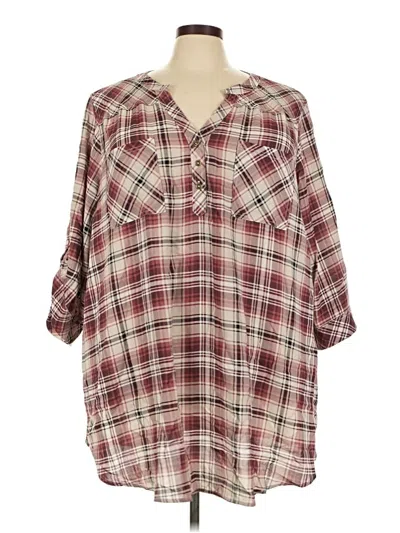 Pre-owned Torrid 3/4 Sleeve Button Down Shirt In Burgundy