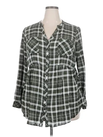 Pre-owned Torrid 3/4 Sleeve Button Down Shirt In Green