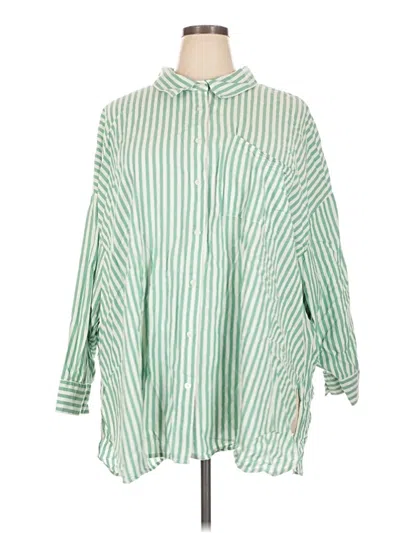 Pre-owned Torrid 3/4 Sleeve Button Down Shirt In Green