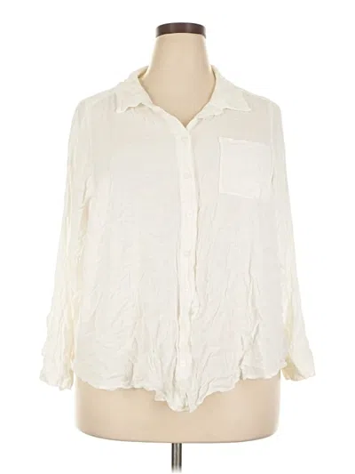 Pre-owned Torrid 3/4 Sleeve Button Down Shirt In Ivory