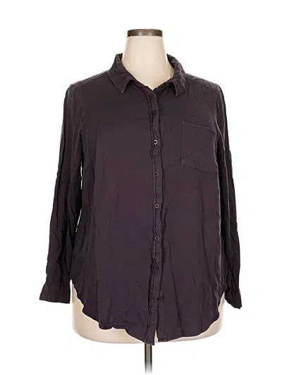Pre-owned Torrid 3/4 Sleeve Button Down Shirt In Purple