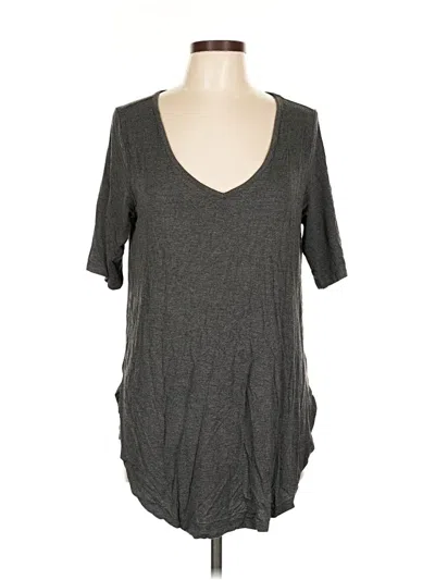 Pre-owned Torrid 3/4 Sleeve T-shirt In Gray