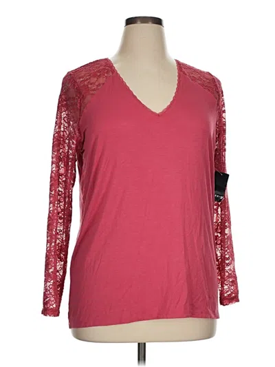 Pre-owned Torrid 3/4 Sleeve Top Burgundy V-neck Tops