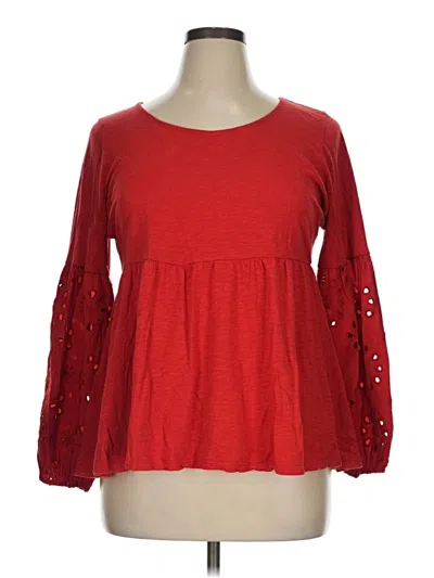 Pre-owned Torrid 3/4 Sleeve Top Red Solid Pattern Crew Neck Tops