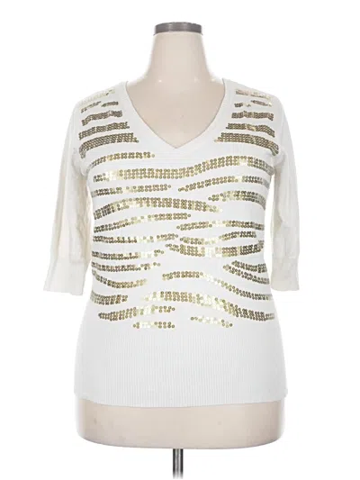 Pre-owned Torrid 3/4 Sleeve Top Silver V-neck Tops