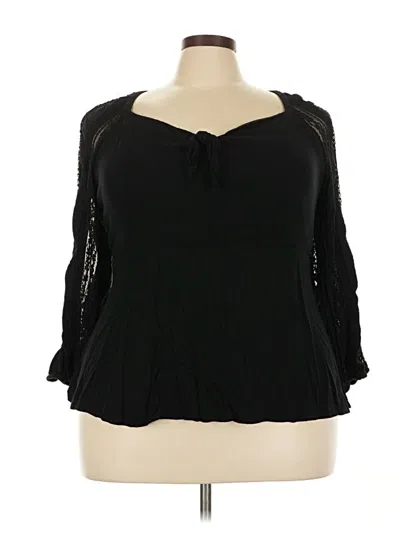 Pre-owned Torrid 3/4 Sleeve T-shirt In Black