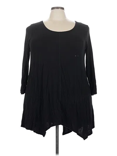 Pre-owned Torrid 3/4 Sleeve T-shirt In Black
