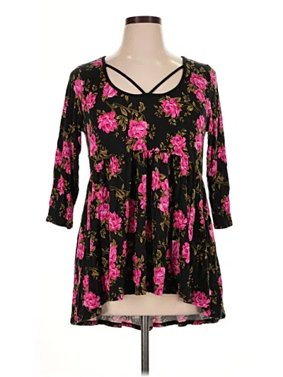 Pre-owned Torrid 3/4 Sleeve T-shirt In Black