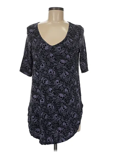 Pre-owned Torrid 3/4 Sleeve T-shirt In Black