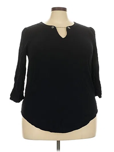 Pre-owned Torrid 3/4 Sleeve T-shirt In Black