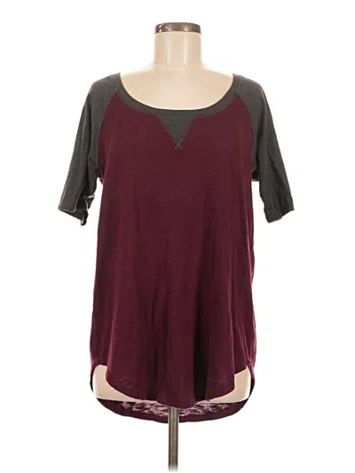 Pre-owned Torrid 3/4 Sleeve T-shirt In Burgundy