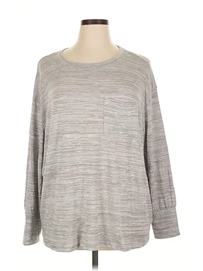 Pre-owned Torrid 3/4 Sleeve T-shirt In Gray