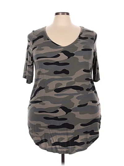 Pre-owned Torrid 3/4 Sleeve T-shirt In Gray