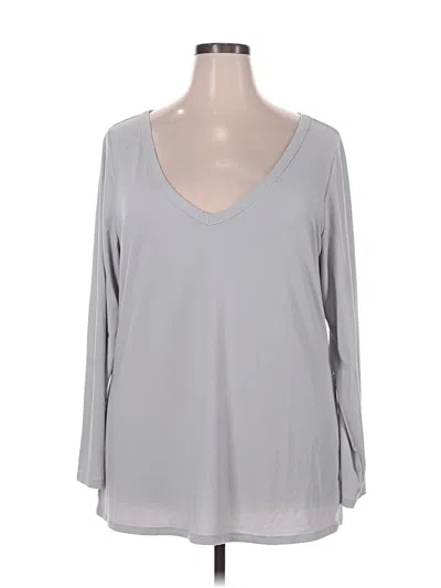 Pre-owned Torrid 3/4 Sleeve T-shirt In Gray