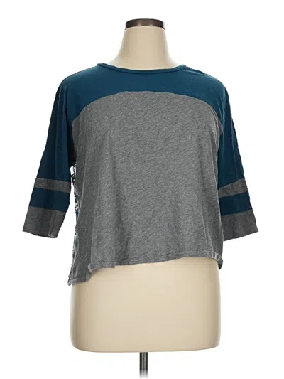 Pre-owned Torrid 3/4 Sleeve T-shirt In Gray