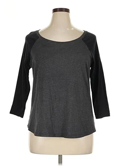 Pre-owned Torrid 3/4 Sleeve T-shirt In Gray