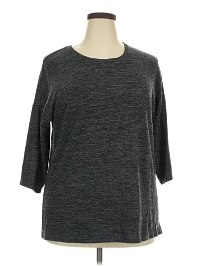 Pre-owned Torrid 3/4 Sleeve T-shirt In Gray