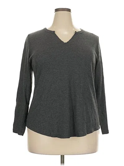 Pre-owned Torrid 3/4 Sleeve T-shirt In Gray