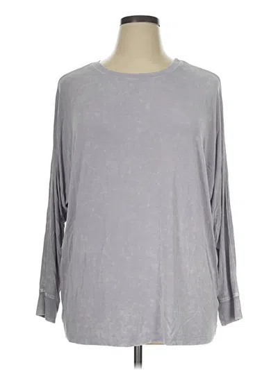 Pre-owned Torrid 3/4 Sleeve T-shirt In Gray