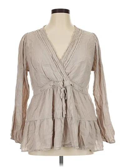 Pre-owned Torrid 3/4 Sleeve T-shirt In Tan