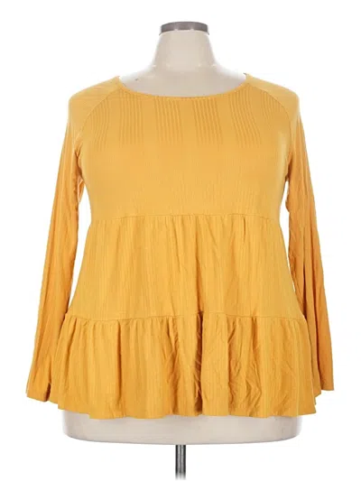 Pre-owned Torrid 3/4 Sleeve T-shirt In Yellow
