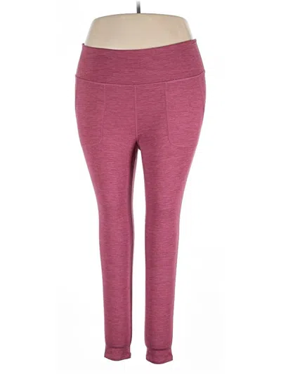 Pre-owned Torrid Active Pants In Burgundy