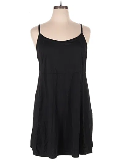 Pre-owned Torrid Active Romper In Black