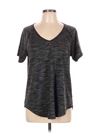 Pre-owned Torrid Active T-shirt In Gray
