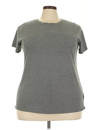 Pre-owned Torrid Active T-shirt In Gray