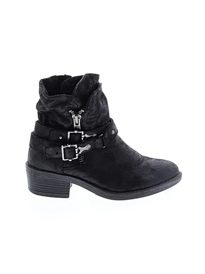 Pre-owned Torrid Ankle Boots In Black