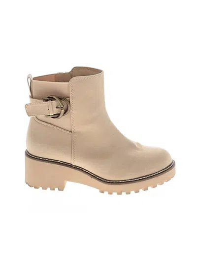 Pre-owned Torrid Ankle Boots In Tan
