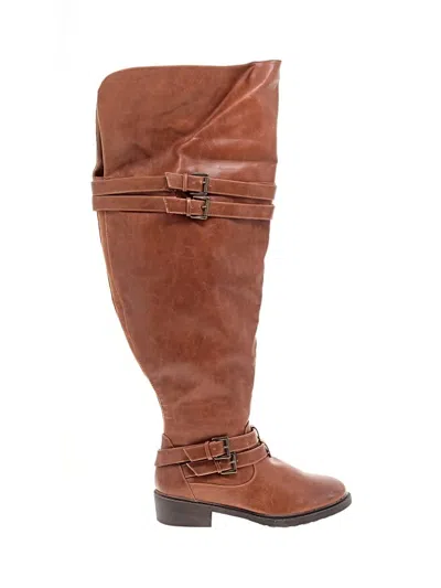 Pre-owned Torrid Boots In Brown