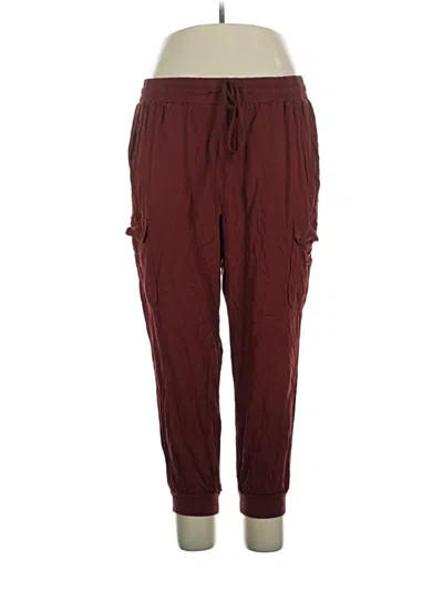 Pre-owned Torrid Cargo Pants In Burgundy