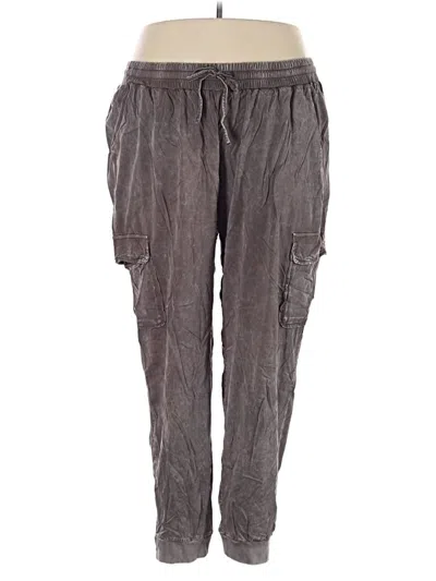 Pre-owned Torrid Cargo Pants In Gray