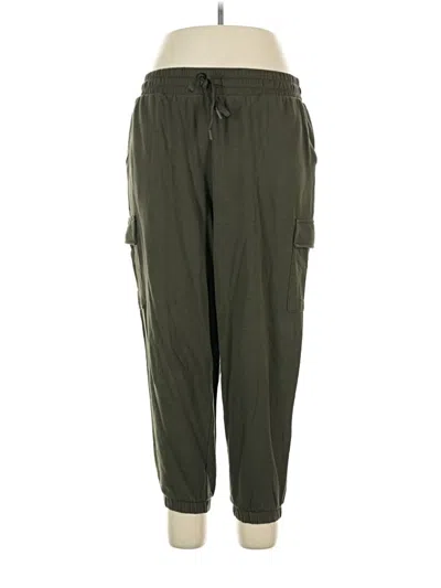 Pre-owned Torrid Cargo Pants In Green