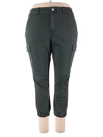 Pre-owned Torrid Cargo Pants In Green