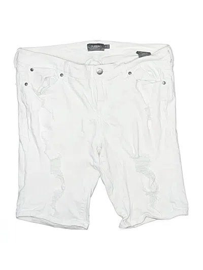 Pre-owned Torrid Cargo Shorts In White