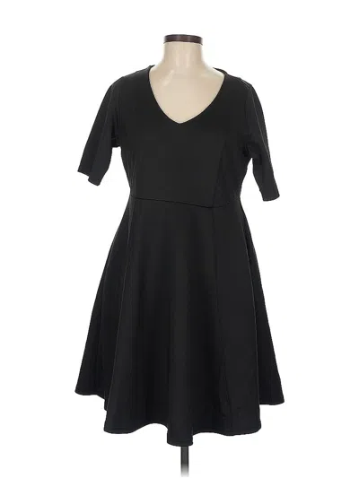 Pre-owned Torrid Casual Dress In Black