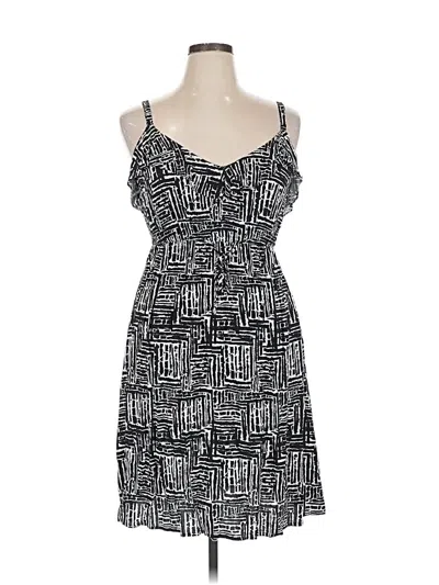 Pre-owned Torrid Casual Dress In Black