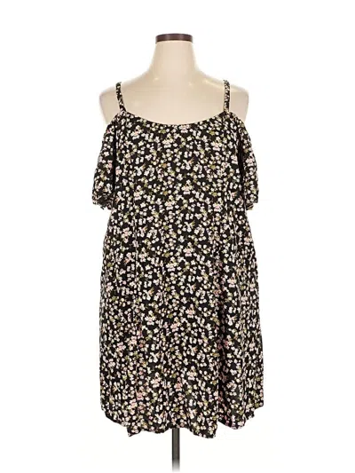 Pre-owned Torrid Casual Dress In Black