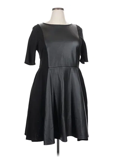Pre-owned Torrid Casual Dress In Black