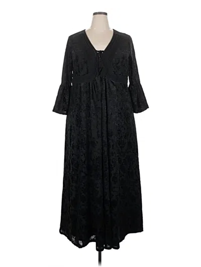 Pre-owned Torrid Casual Dress In Black
